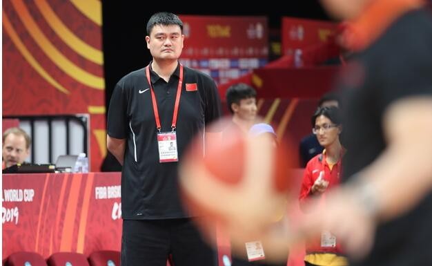中国男篮无缘奥运 姚明一个字回应：我负全责！